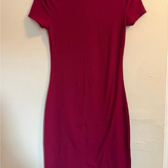 Rue21 burgundy bodycon dress size small - Picture 3 of 3
